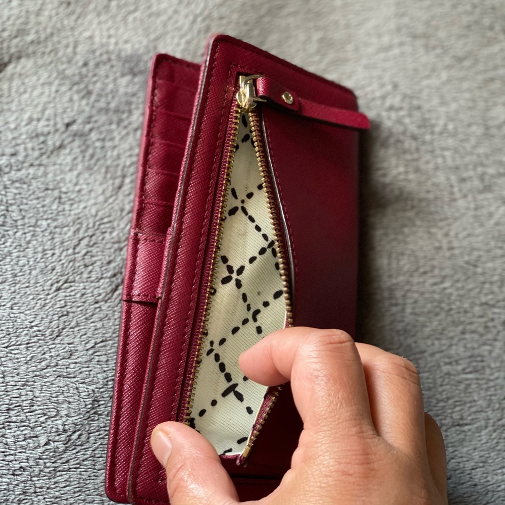 Kate Spade Wallet - Picture 5 of 6
